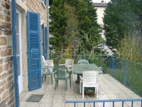 Terrasse au calme sur jardin